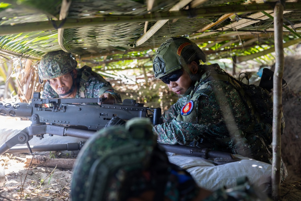 Balikatan 2026: U.S. Marines and Philippine marines conduct rehearsal for live-fire exercise