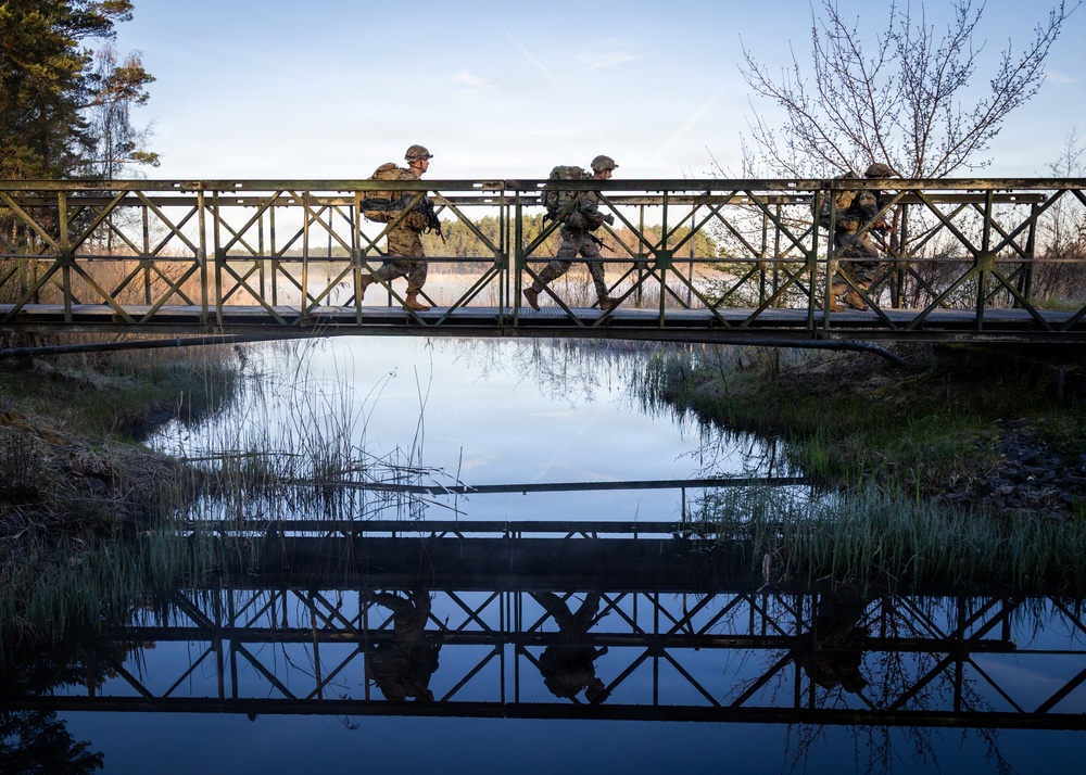 7th MSC Soldiers Compete in Best Squad Competition