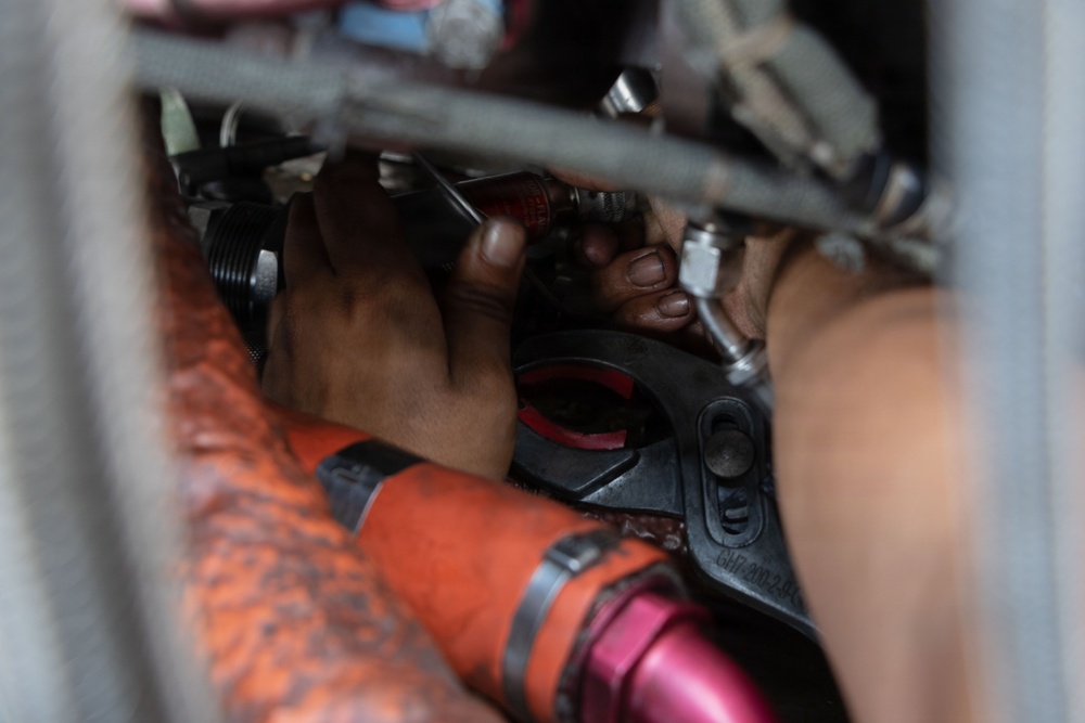 USS Portland Marines Conduct Routine Operations