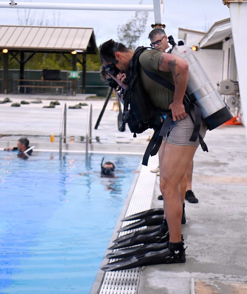 Combat Dive Qualification Course Training
