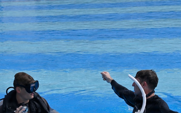 Combat Dive Qualification Course Training