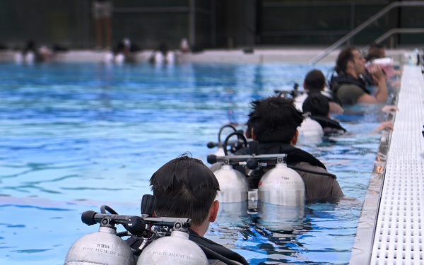 Combat Dive Qualification Course Training