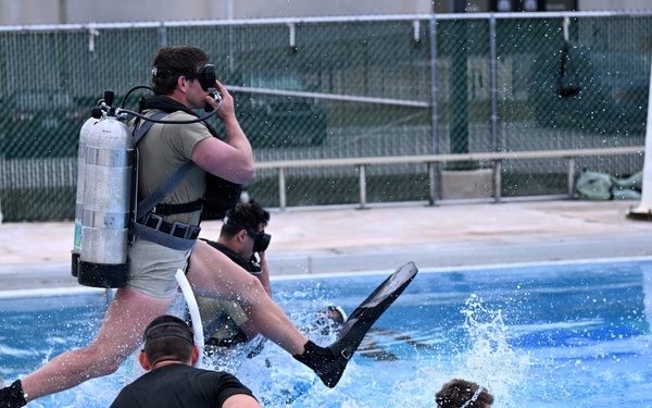 Combat Dive Qualification Course Training
