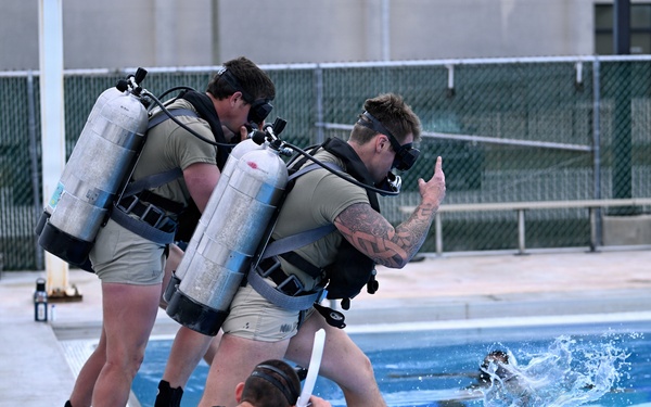 Combat Dive Qualification Course Training