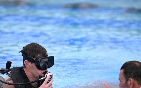 Combat Dive Qualification Course Training