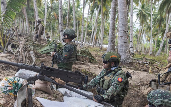 Balikatan 2026: U.S. Marines, Philippine marines conduct live-fire exercise