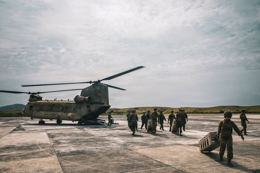 Balikatan 2026: U.S. Army Provides Helicopter Transport for U.S. Marines and Australian Army Partners