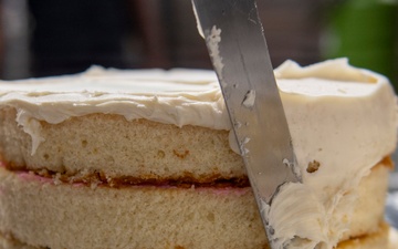 Boxer Sailors, 11th MEU Marines Prepare Desserts
