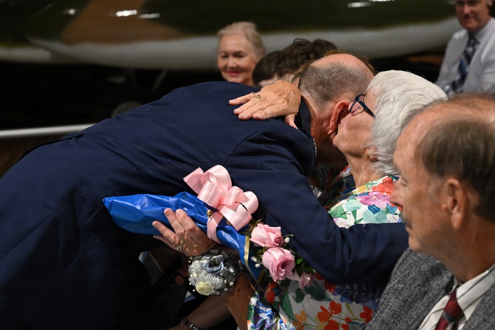 C2ISR Senior Materiel Leader retires after 30 years of service
