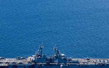 Boxer ARG Conducts Surigao Strait Transit