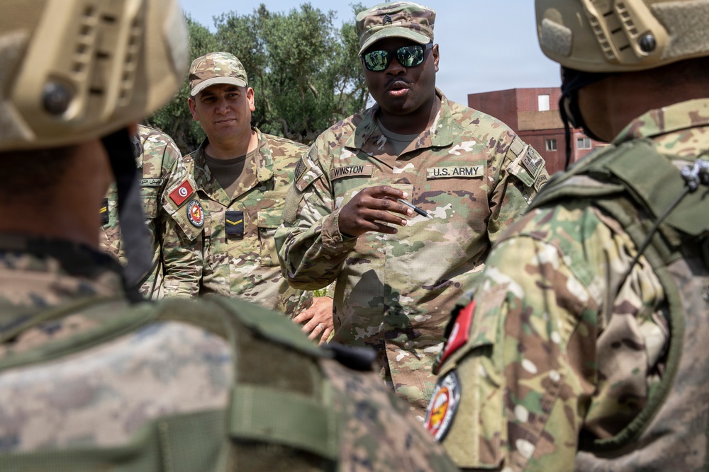 422nd CA BN, Tunisia forces conduct Civil Affairs Situational Training Exercises