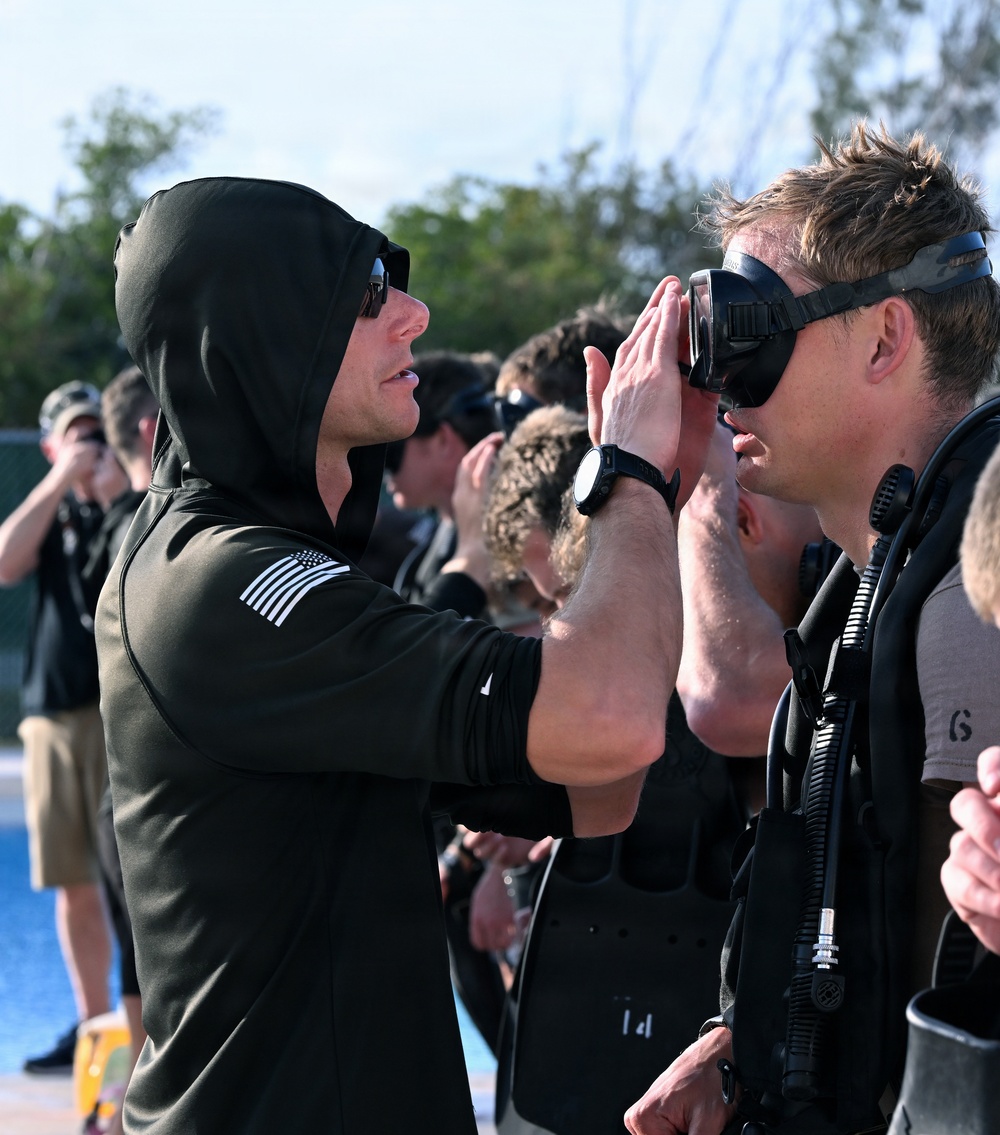 Open-Circuit Training at the Combat Dive Qualification Course