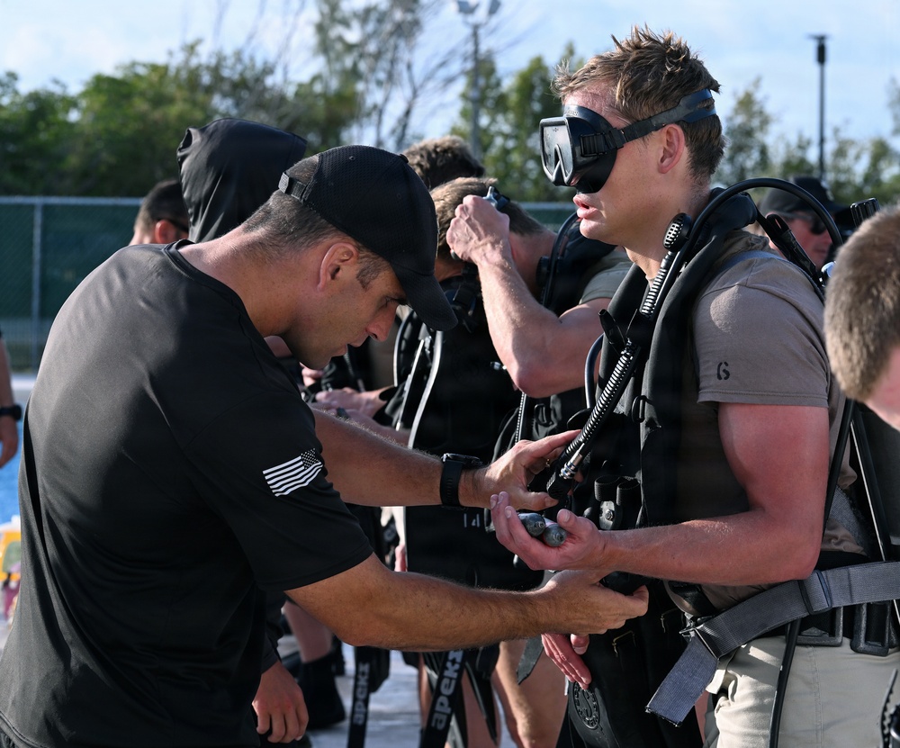 Open-Circuit Training at the Combat Dive Qualification Course