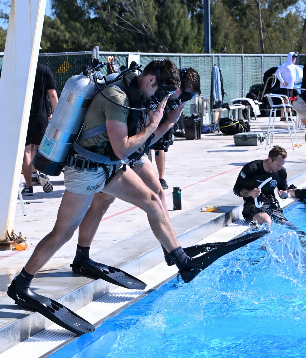 Open-Circuit Training at the Combat Dive Qualification Course