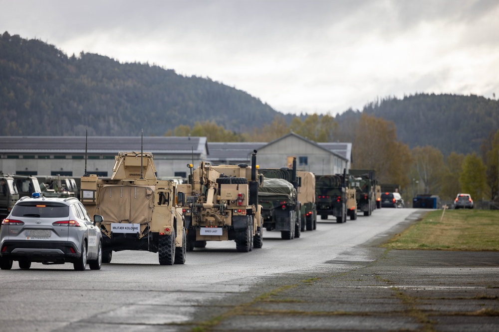 Combat Logistics Battalion 24 Showcases Unit Readiness through Long-Range Convoy