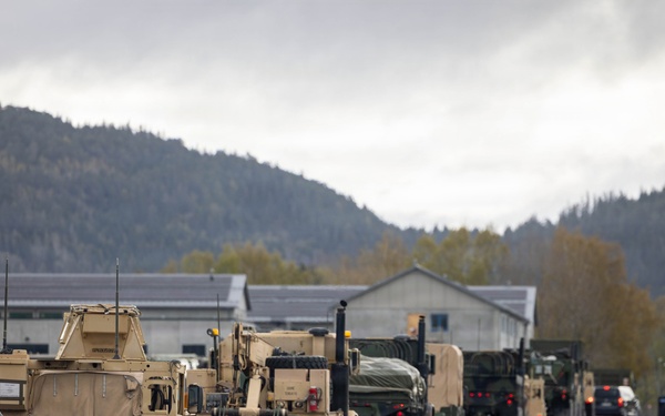 Combat Logistics Battalion 24 Showcases Unit Readiness through Long-Range Convoy