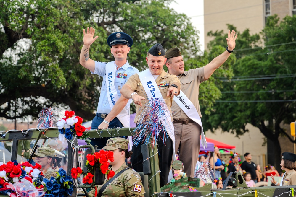 Fiesta Flambeau Parade