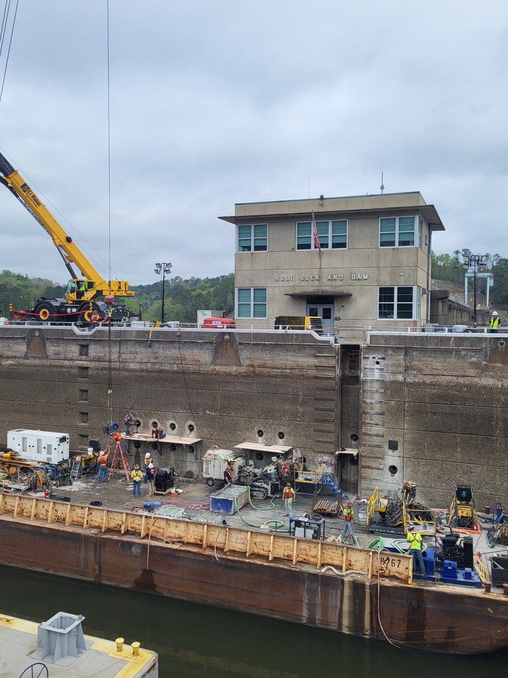 Mobile District Advances Multi-Phase Repair of Holt Lock and Dam