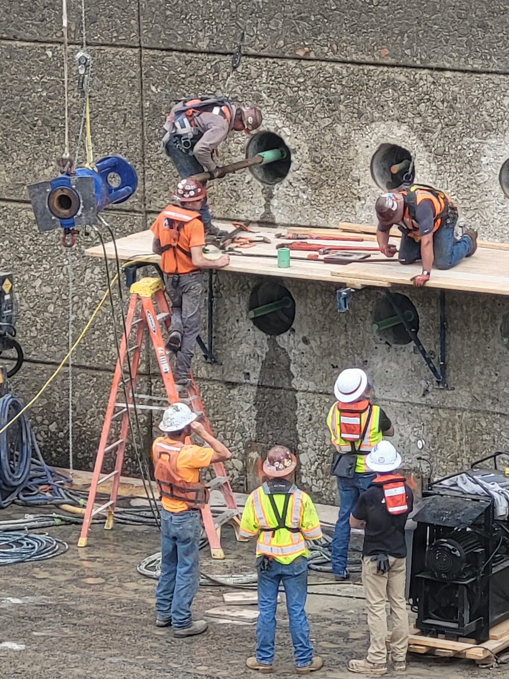 Mobile District Advances Multi-Phase Repair of Holt Lock and Dam