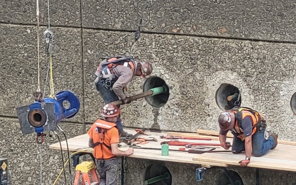 Mobile District Advances Multi-Phase Repair of Holt Lock and Dam