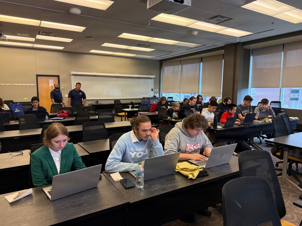 Hoosier high school students compete in Cyber Madness