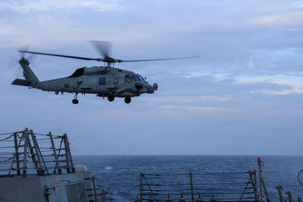USS Thomas Hudner (DDG 116) Conducts Flight Operations
