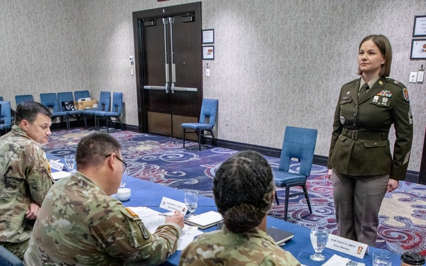 ARCYBER, INSCOM NCO Named Senior Career Counselor of the Year