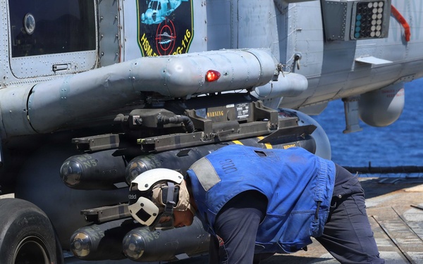 USS Thomas Hudner (DDG 116) Conducts Flight Operations