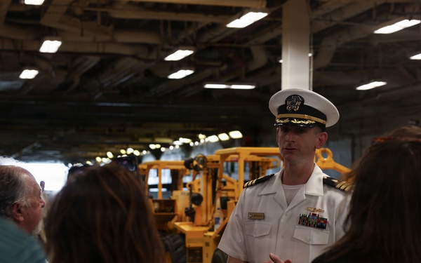 USS KEARSARGE FLIES HOSTS TOURS DURING FLEET WEEK HOUSTON