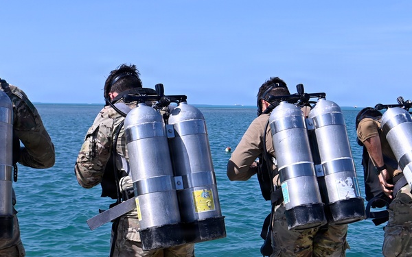 Combat Diver Qualification Course Students Training in Key West