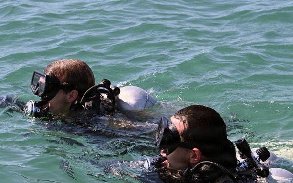 Combat Diver Qualification Course Students Training in Key West