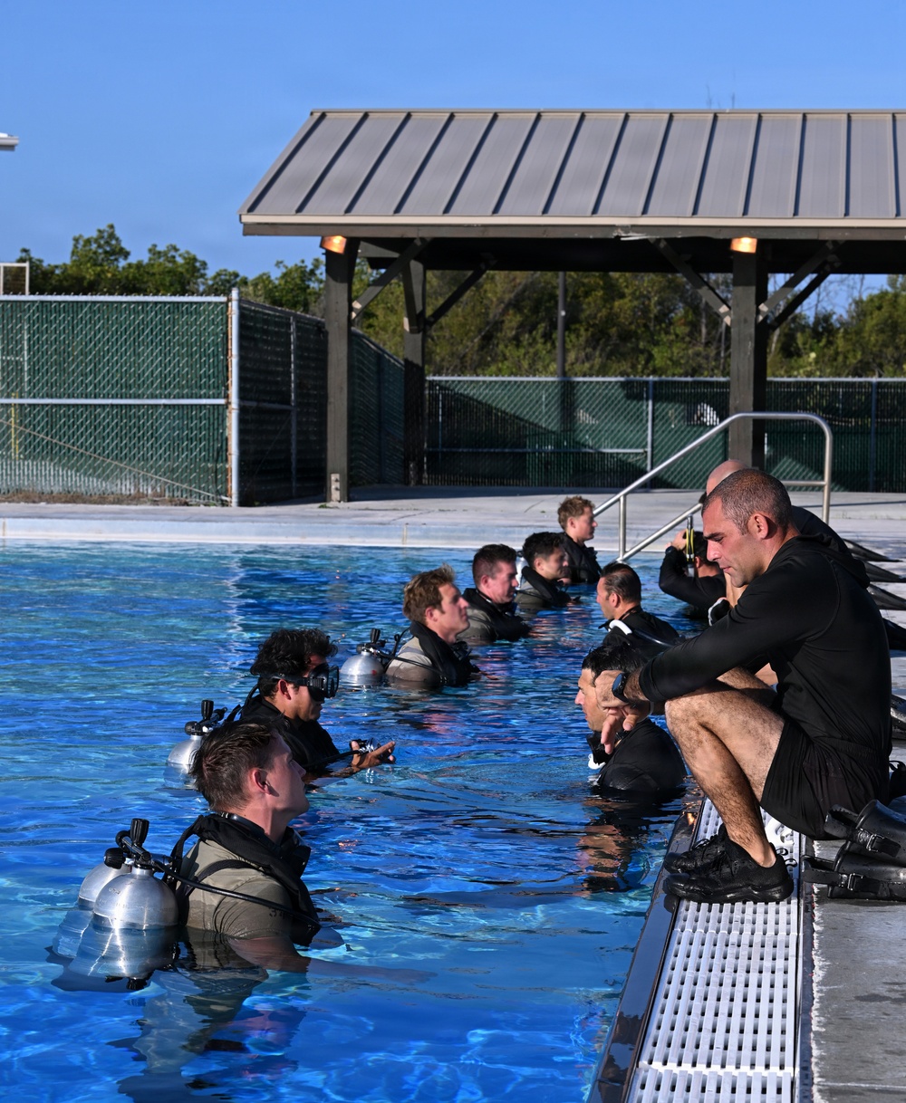 Combat Diver Qualification Course Students Training in Key West