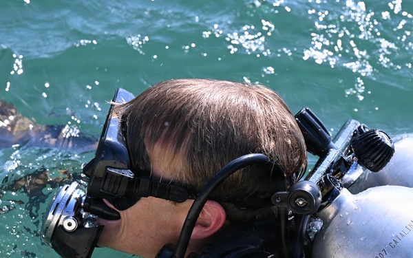 Combat Diver Qualification Course Students Training in Key West