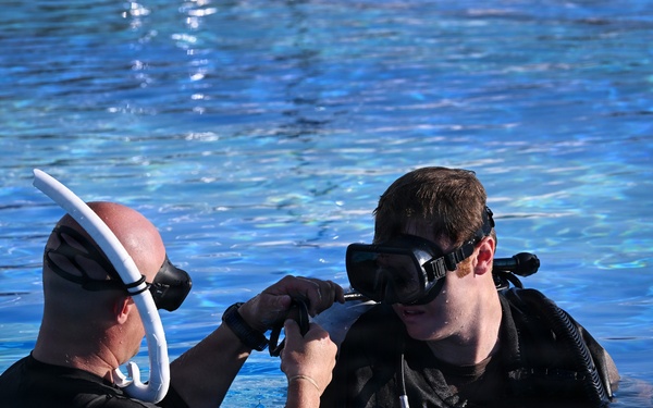 Combat Diver Qualification Course Students Training in Key West
