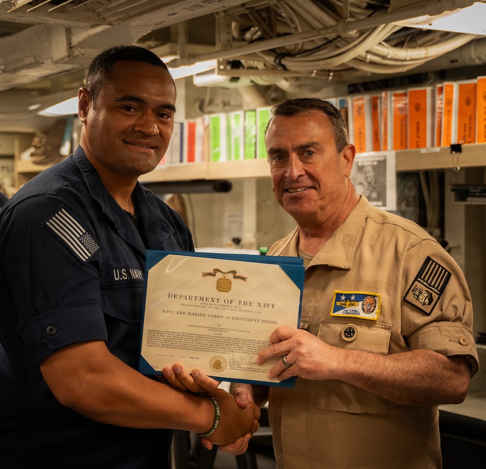 Rear Adm. Joe Cahill visits USS Lassen (DDG 82)