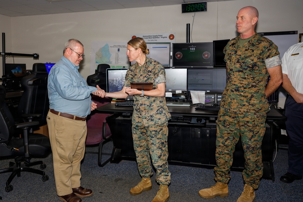 Jason Connerley receives Public Safety Communications Center Supervisor of the Year Award