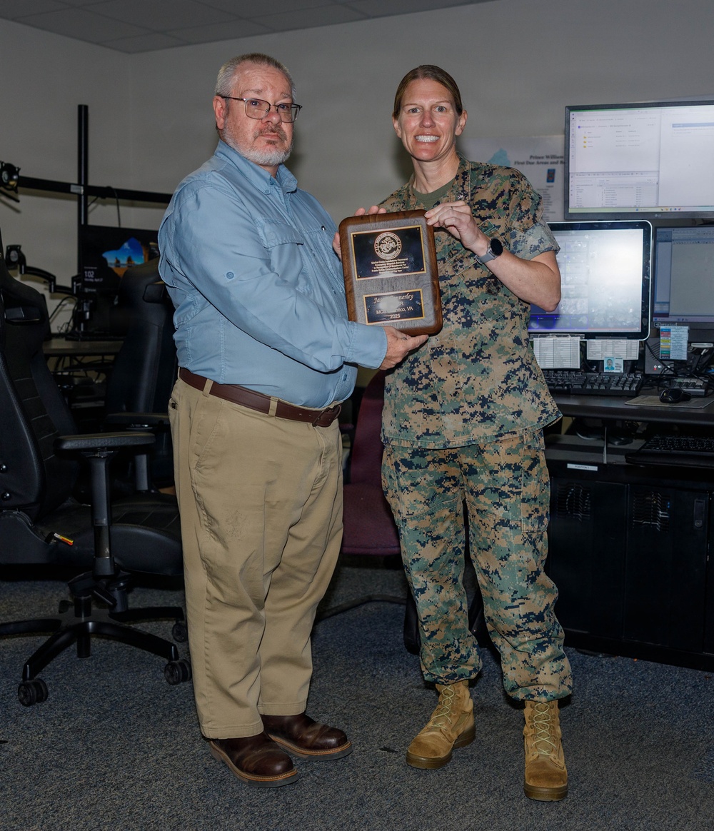 Jason Connerley receives Public Safety Communications Center Supervisor of the Year Award