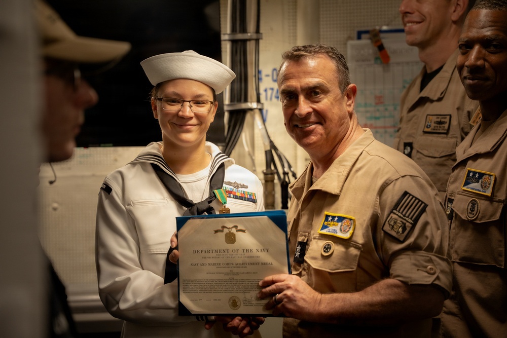 Rear Adm. Joe Cahill visits USS Lassen (DDG 82)