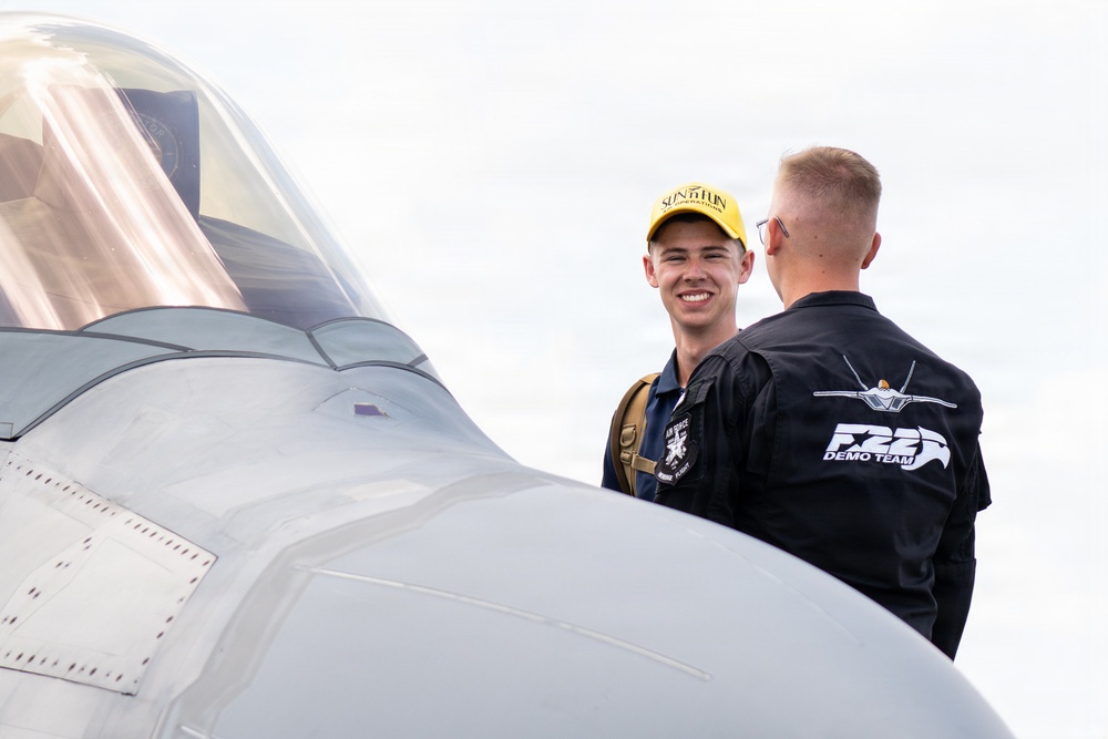 F-22 Aerial Demonstration Team joins 52nd Annual SUN 'n FUN Aerospace Expo