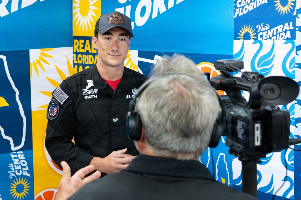 F-22 Aerial Demonstration Team joins 52nd Annual SUN 'n FUN Aerospace Expo