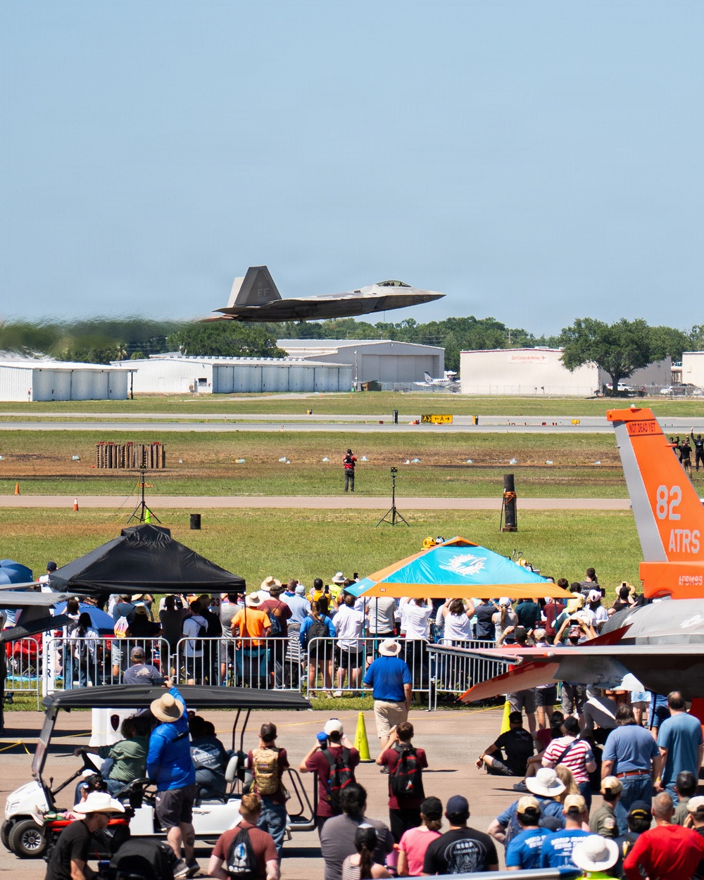 F-22 Aerial Demonstration Team joins 52nd Annual SUN 'n FUN Aerospace Expo