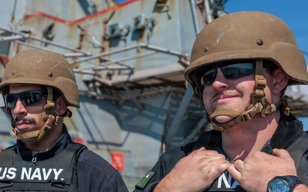 Sea and anchor aboard USS Gonzalez (DDG 66)