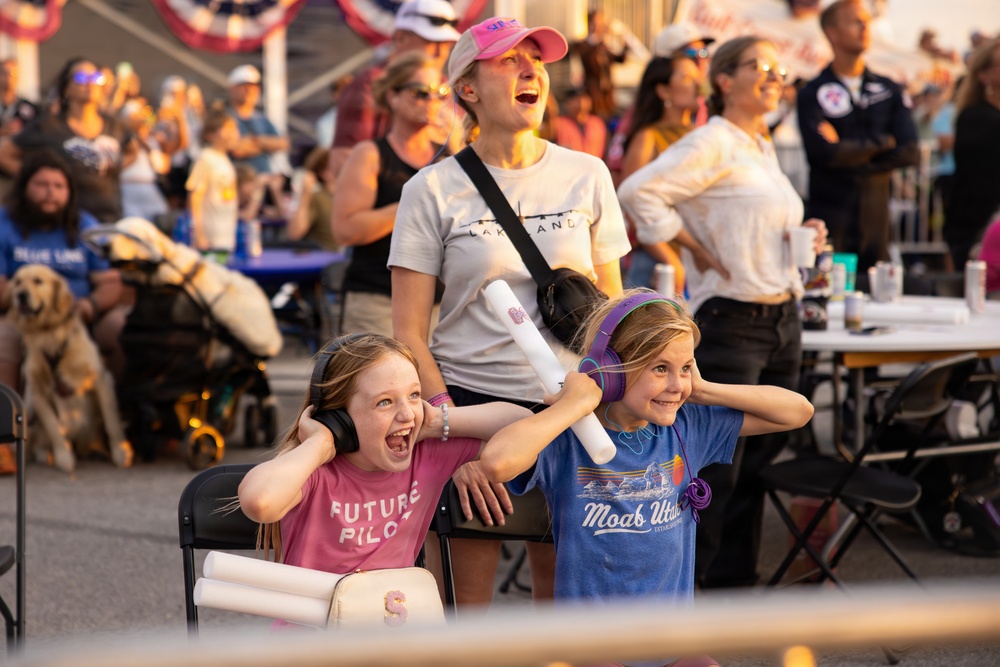 F-22 Aerial Demonstration Team joins 52nd Annual SUN 'n FUN Aerospace Expo