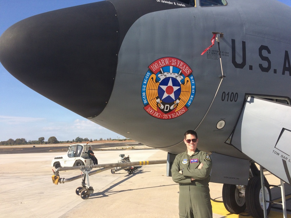 Team Fairchild Airmen share journeys of resilience during storytellers’ event