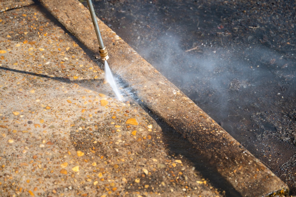 Maxwell AFB hosts base beautification day