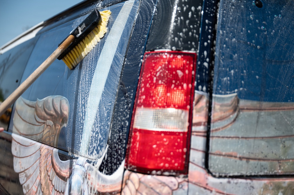 Maxwell AFB hosts base beautification day