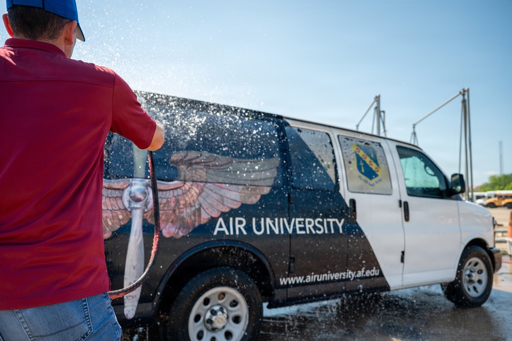 Maxwell AFB hosts base beautification day