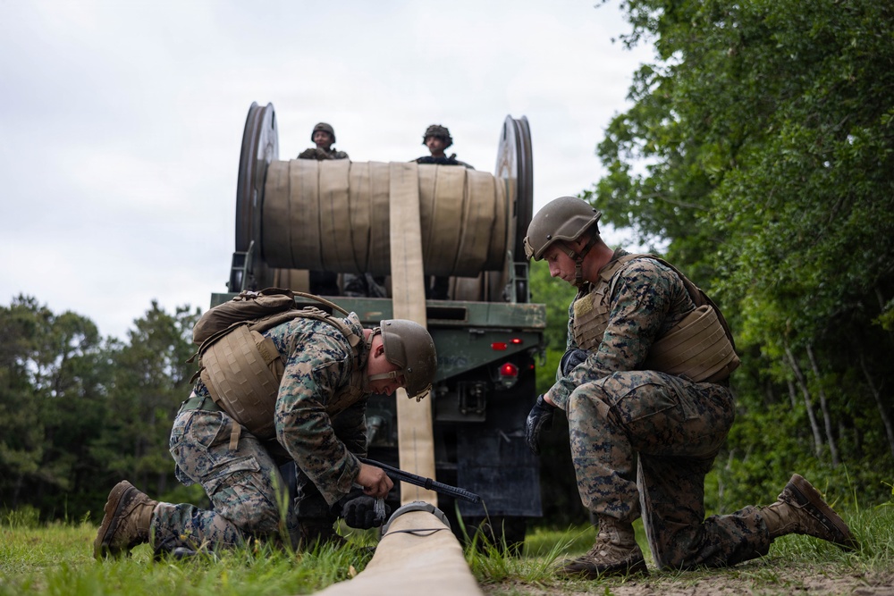8th ESB Air-Delivered Ground Refueling Site Setup