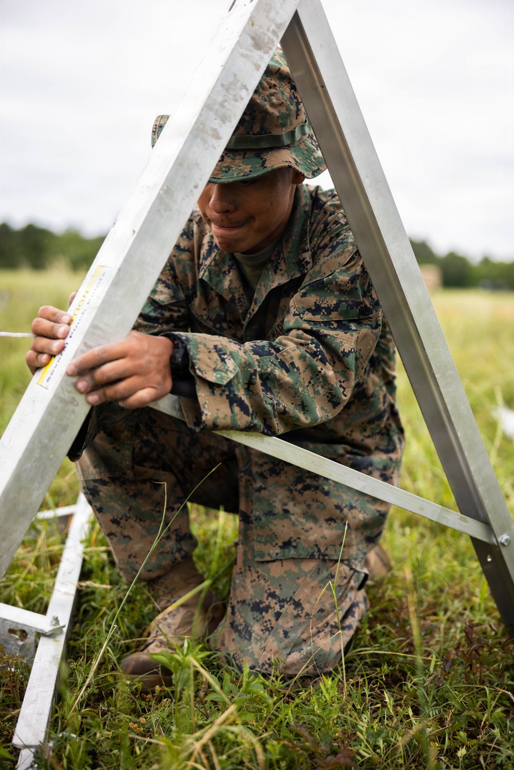8th ESB Air-Delivered Ground Refueling Site Setup