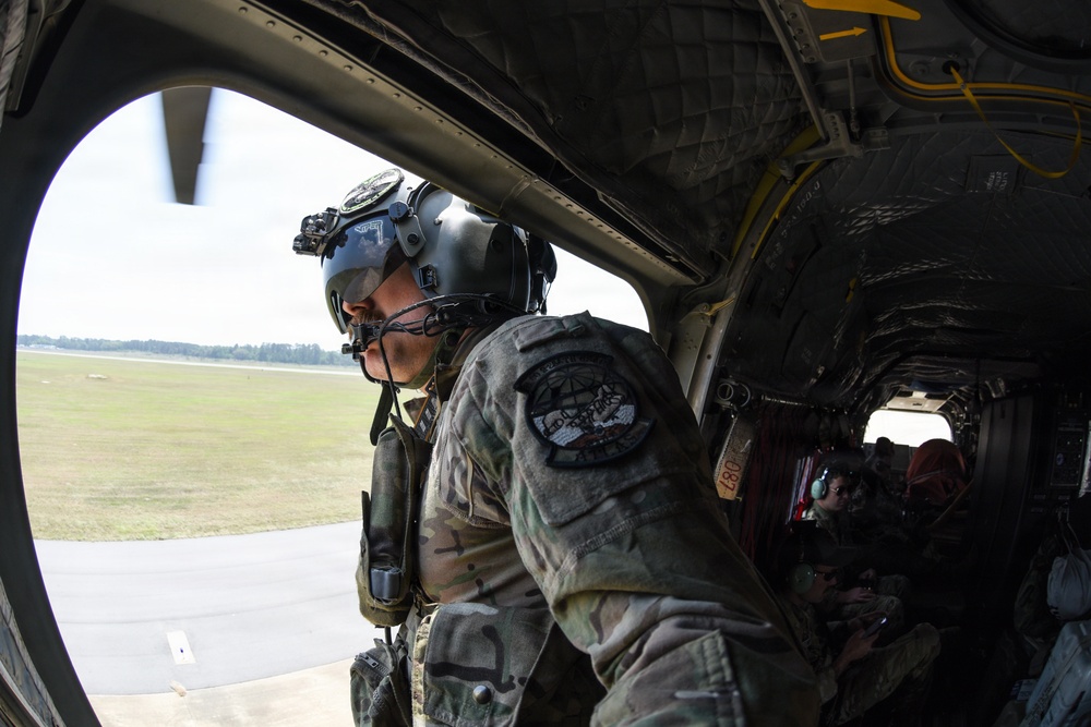 South Carolina National Guard Chinook unit recovers damaged aircraft from field in Savannah
